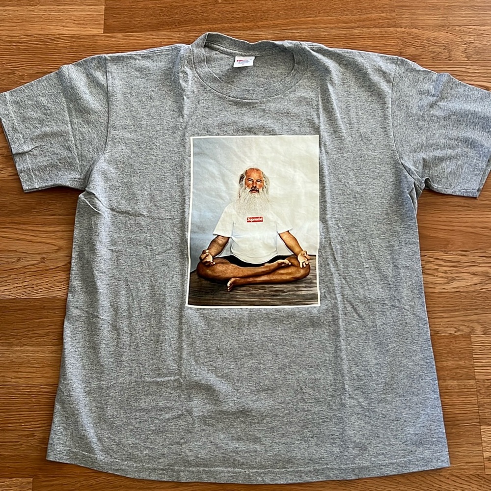 Supreme Tee